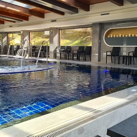 Apartmanica Double 101-12, Big Terrace, St Ivan Rilski 4 Star Resort, דירה